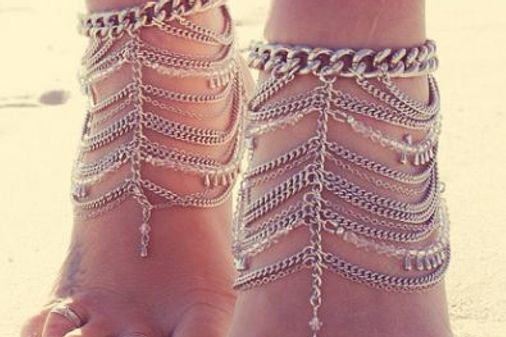 Feet chain