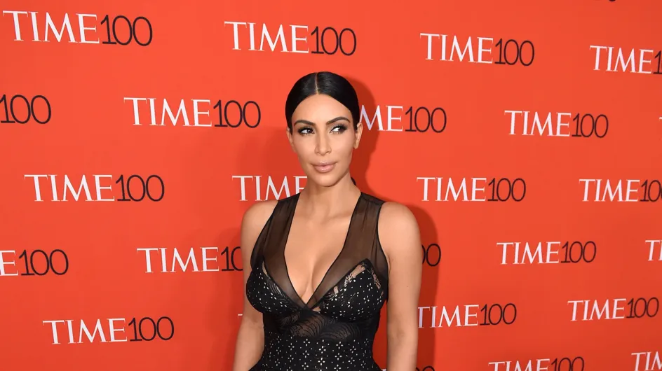 Kim Kardashian en reine Cléopâtre pour Violet Grey (Photos)