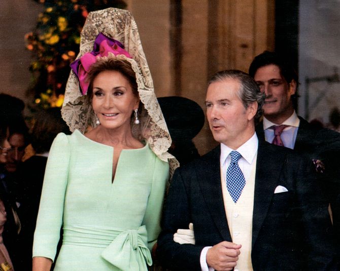 Naty Abascal en la boda de su hijo