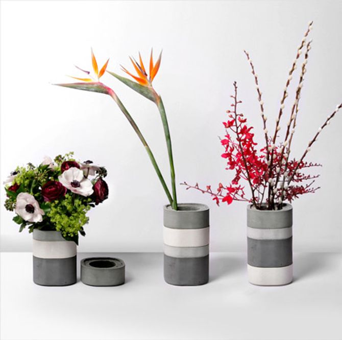 Betonvase aus mehreren Teilen