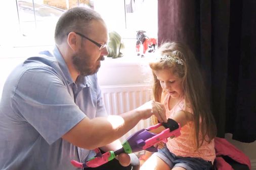 Stephen Davies und die kleine Isabella