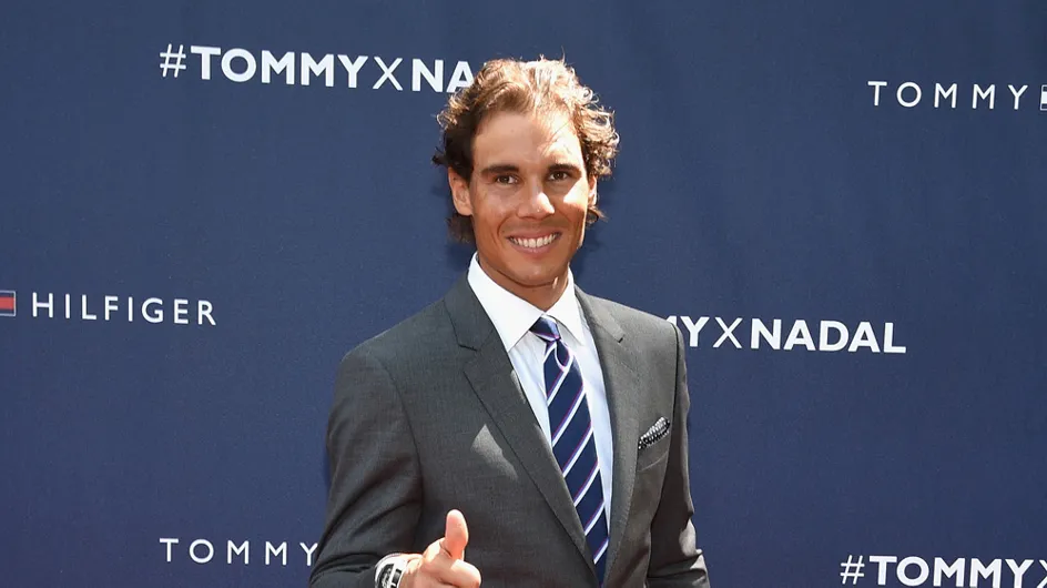 Rafael Nadal tombe le bas pour Tommy Hilfiger (Vidéo)