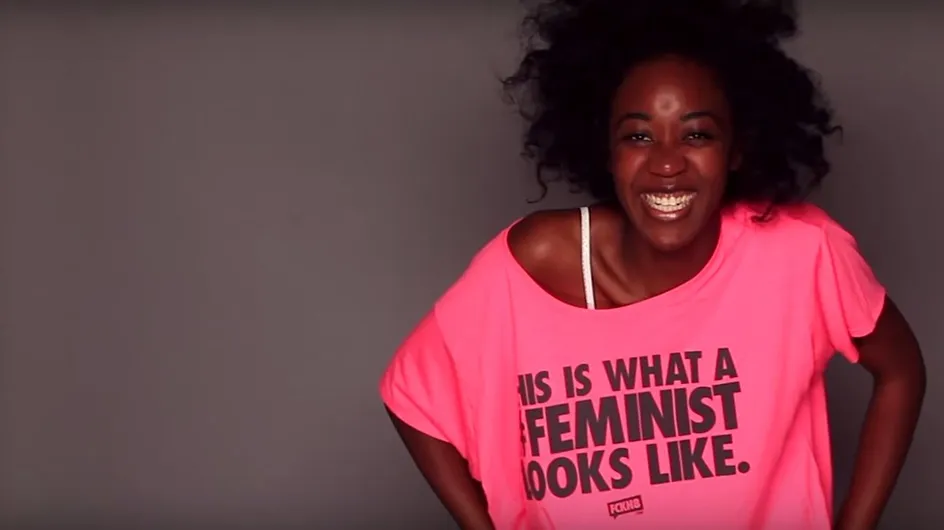 Des féministes font un doigt d'honneur à Photoshop (Vidéo)