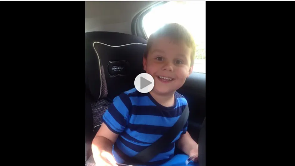 Ce petit garçon n'arrive pas à croire qu'il va devenir grand frère (Vidéo)
