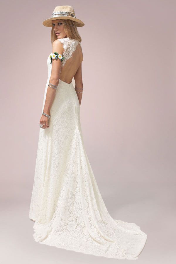 ANABEL PANTOJA, así es el tan esperado vestido de novia: un 'naked dress'  con bordados florales y de una firma nupcial de Nueva Zelanda