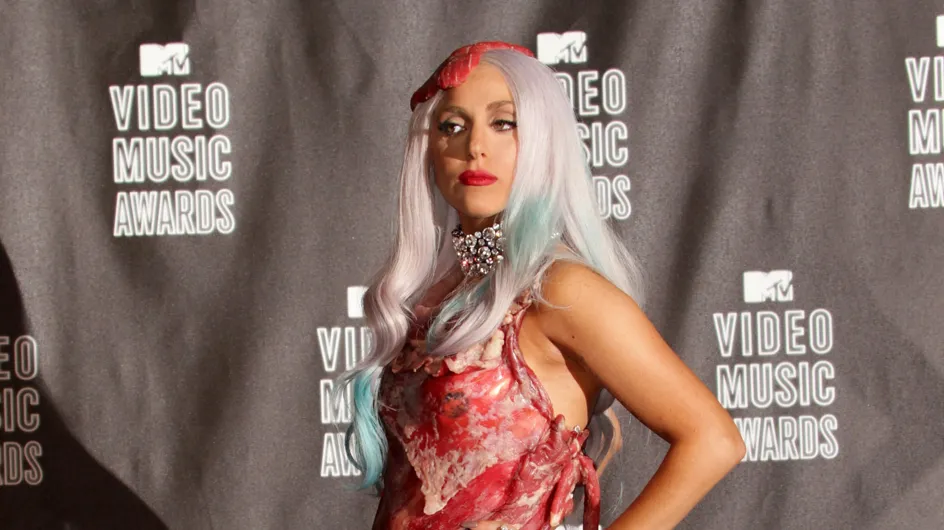 La robe en viande de Lady Gaga entre au musée 5 ans après (Photos)