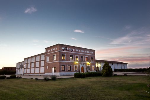 Bodegas Aura