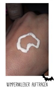 Halloween Make-up: Fake-Wunde Schritt 1