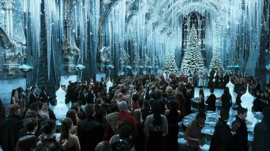 You Can Now Have Christmas Dinner In The Great Hall Of Hogwarts and Yes This Is Real Life