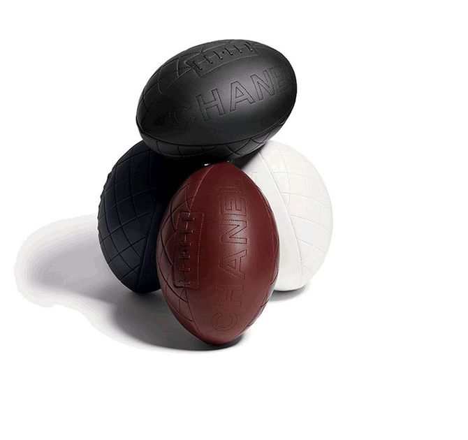 Balón rugby de Chanel