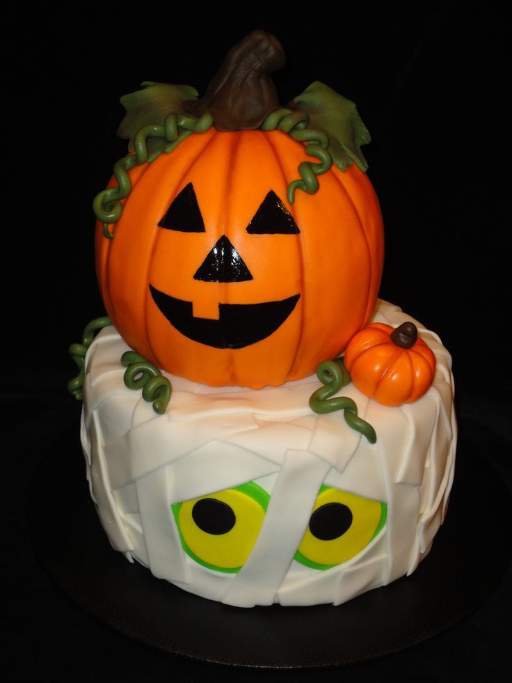 Gâteau halloween citrouille - 24 gâteaux d'Halloween horriblement bons -  Elle à Table