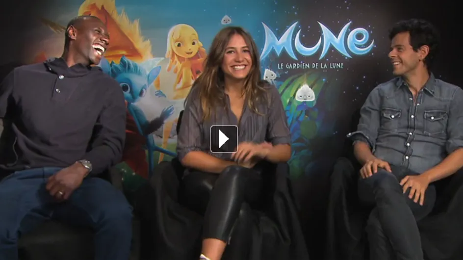 Des muscles, des rires et des larmes avec Izïa Higelin, Omar Sy et Michaël Gregorio dans Mune (Interview vidéo)