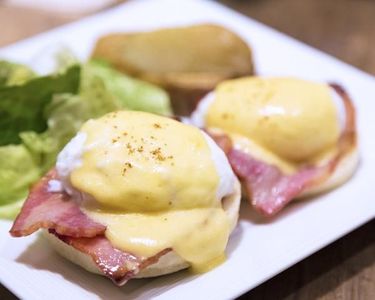 Huevos benedictinos