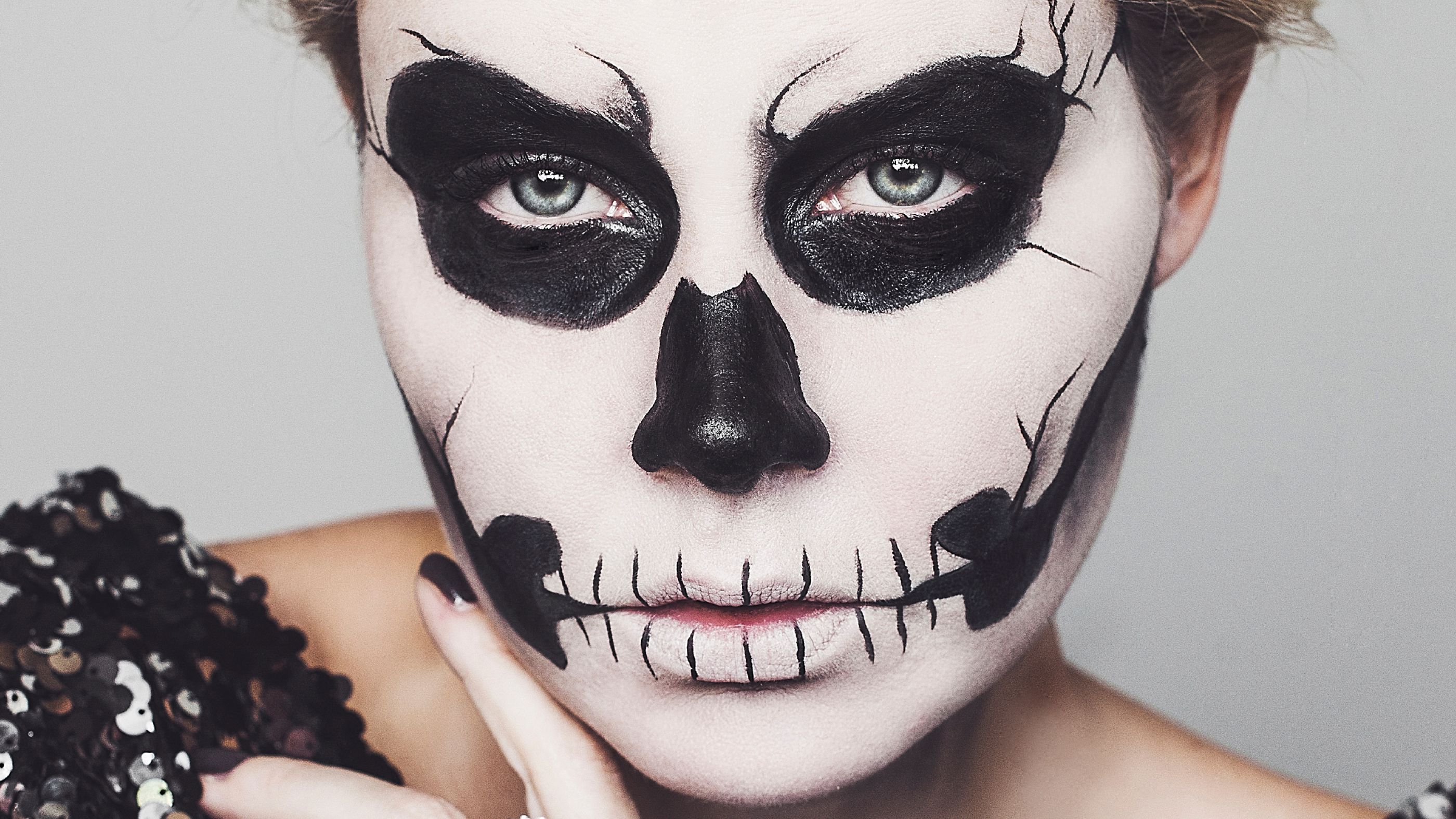 Makeup Halloween : la poupée maléfique