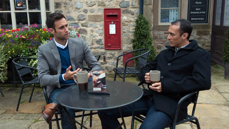 Emmerdale 04/11 - Marlon's on a date whilst Paddy gets a shock