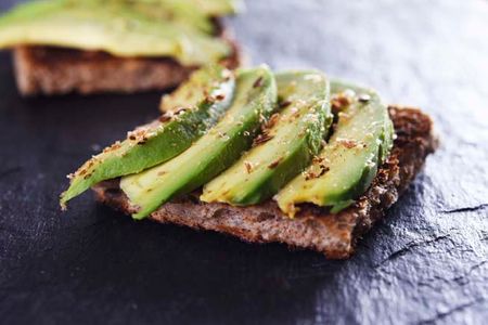 Aguacate: 160 Kcal por cada 100 gramos