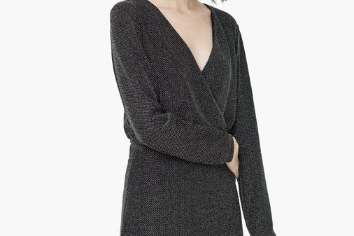 Glänzendes Kleid von Mango, 49,99 €