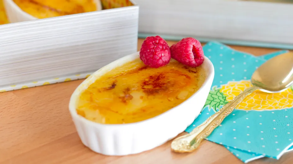 Aprenda a fazer um crème brulée impecável com a chef Raiza Costa