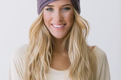 Winterfrisuren mit Haarband
