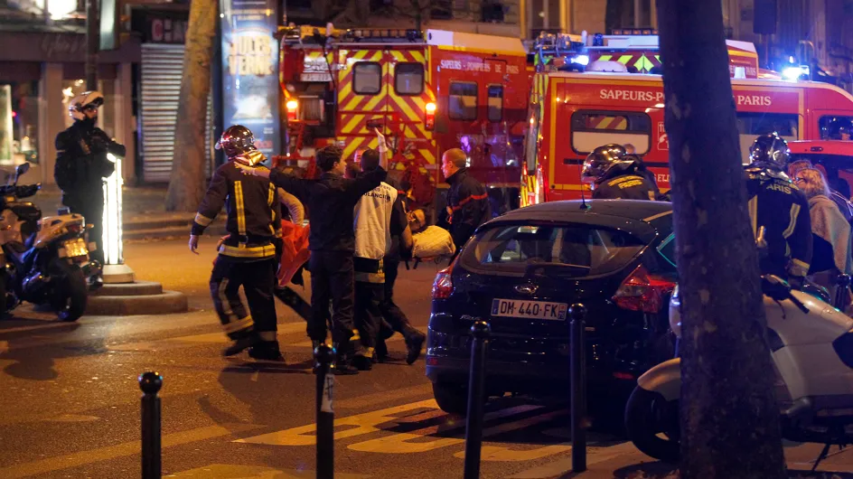 Le choc après de multiples attentats à Paris cette nuit