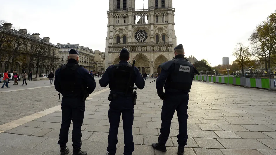 Quelles sont les consignes et mesures de sécurité prises après les attentats à Paris ?