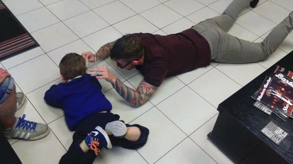 This Hairdresser Found A Brilliant Way To Cut Frightened Autistic Boy's Hair