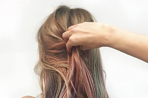Fluid hair painting