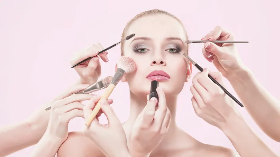 Internet, el paraíso de las adictas al maquillaje