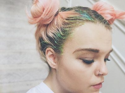 Glitter hair