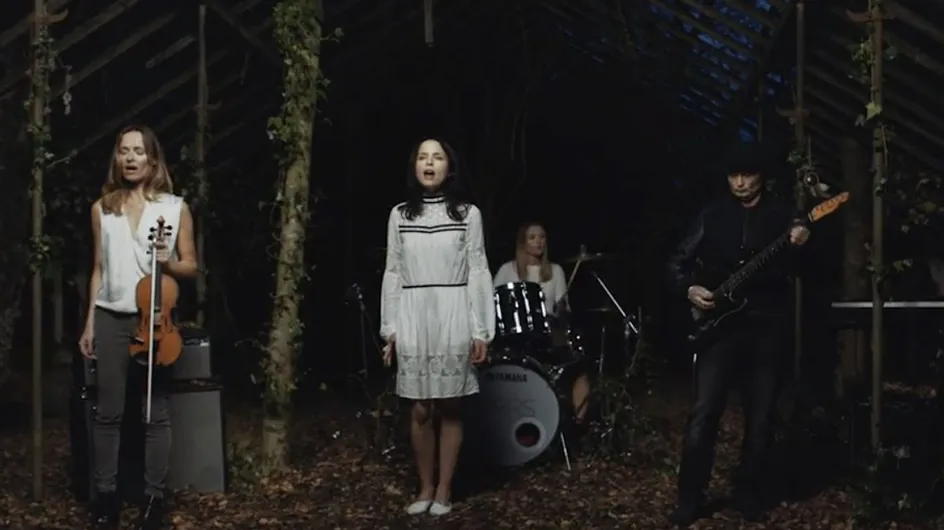 Découvrez en exclusivité le nouveau clip de The Corrs "Bring on the Night" (Vidéo)