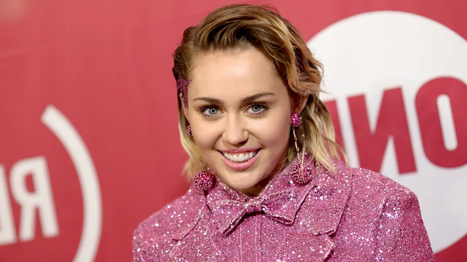 'Barbie' Miley Cyrus brilla con el peor look de semana