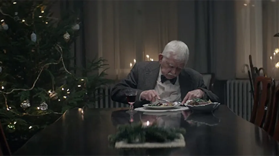 Cette vidéo émouvante nous rappelle de ne pas laisser les personnes âgées seules pour Noël