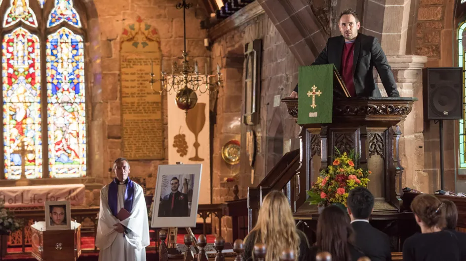 Hollyoaks 15/12 - The Roscoes prepare for Freddie’s funeral