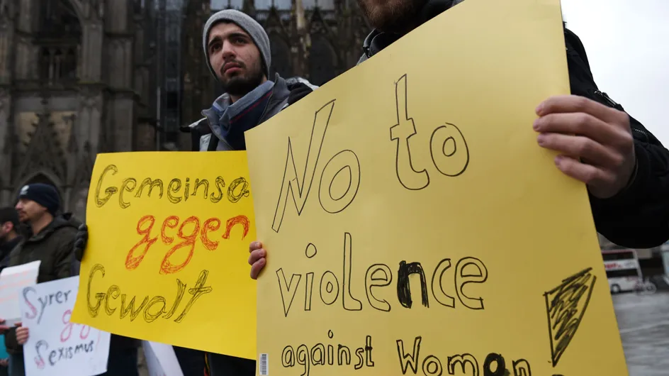 Des réfugiés manifestent en Allemagne contre le racisme après les agressions de Cologne