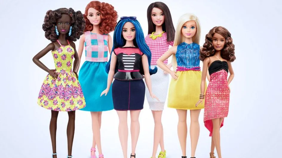 Barbie s'offre enfin des formes (Photos)