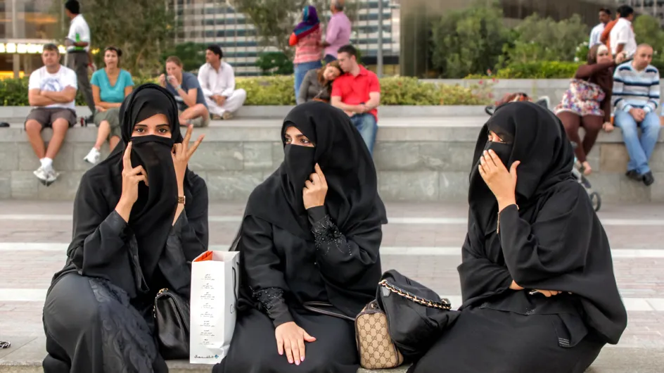 Prohíben la entrada a mujeres en un Starbucks de Arabia Saudí