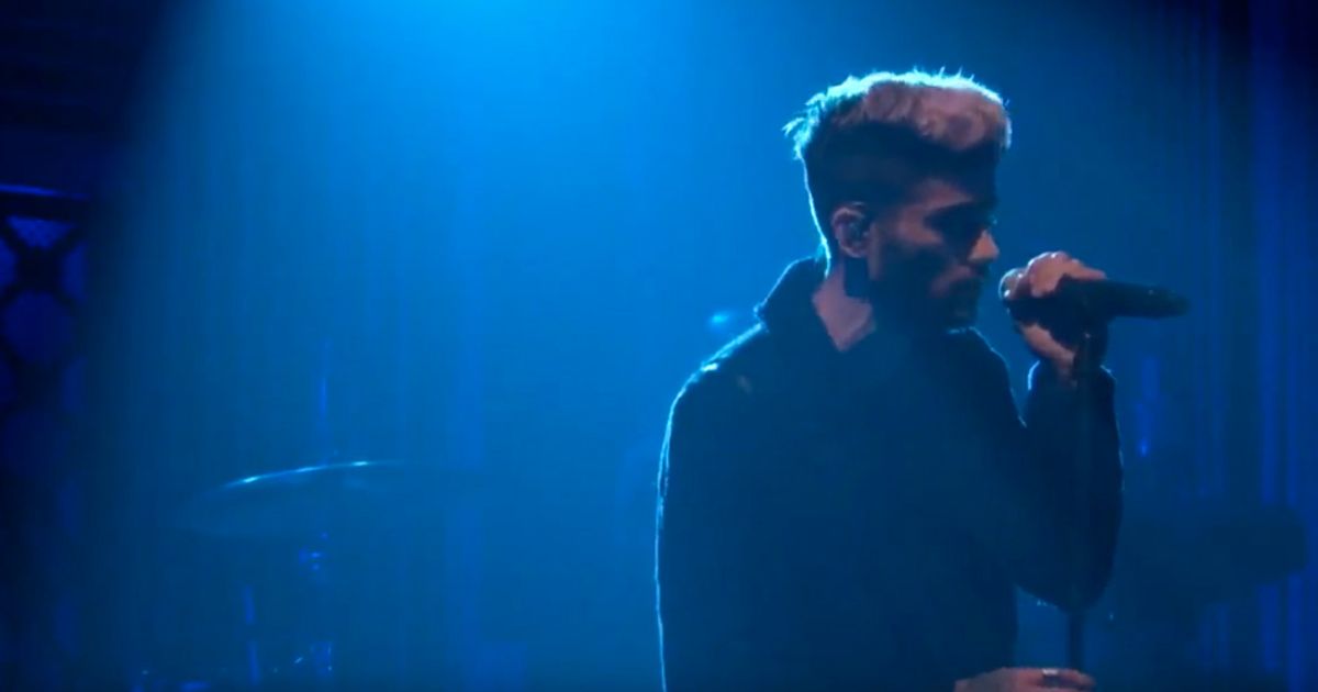 Zayn Malik Just Performed Solo For The First Time Ever