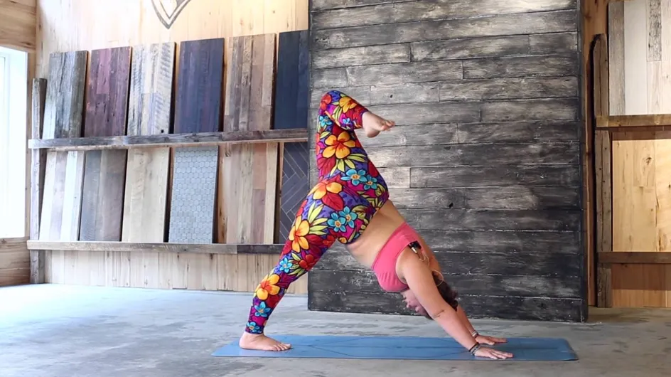 Las increíbles posturas de esta yogui XL te dejarán boquiabierta