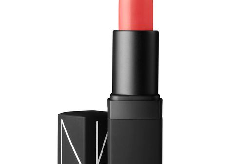 Satin Lipstick cor Niagara, NARS, R$ 125