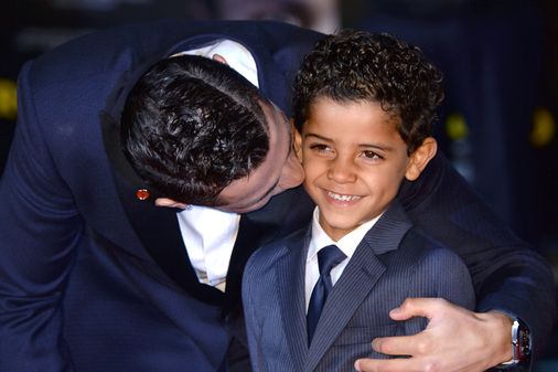 Cristiano Ronaldo y su hijo