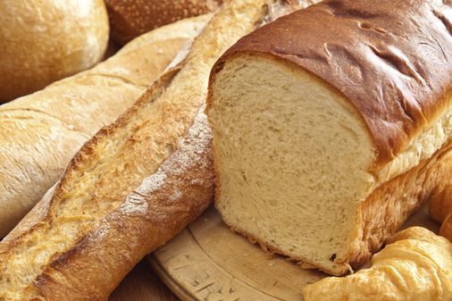 Weißbrot und Brötchen