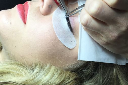 Wimpernverlängerung Applizieren