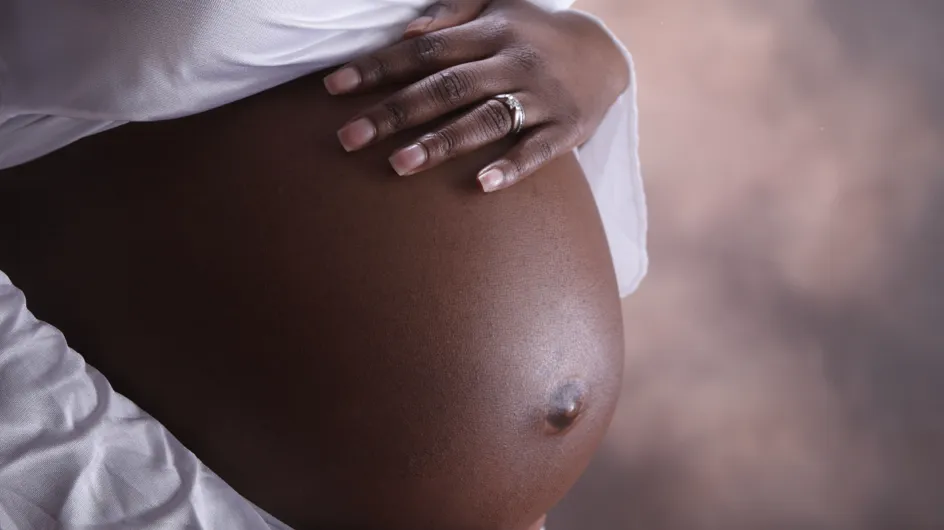 Le Cameroun sous le choc après la mort d'une femme enceinte et de ses bébés devant un hôpital
