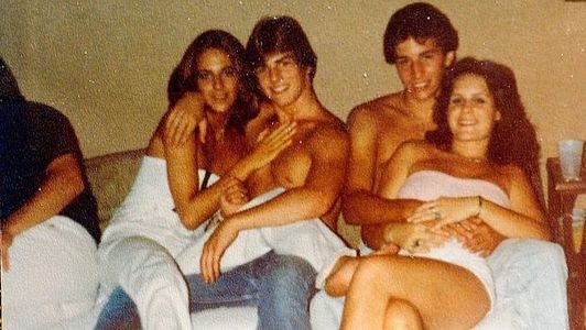 A la izquierda, Diane Cox y Tom Cruise