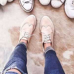 flat shoes