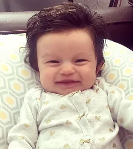 ¡Ríete de Rapunzel! Los 15 bebés más peludos de Internet