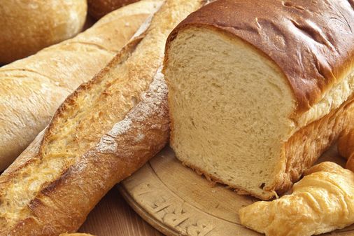 Weißbrot und Brötchen