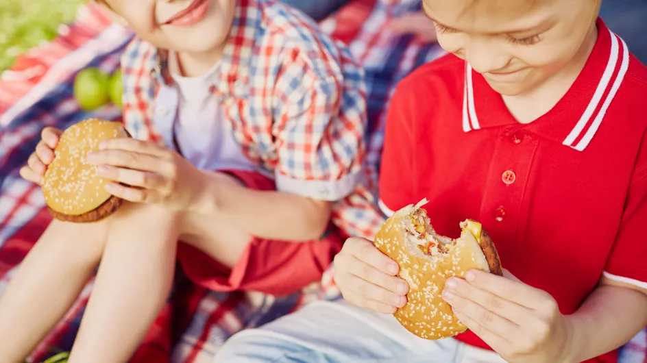 Alimentos cariógenos para los niños: ¿cómo debe ser su dieta para proteger su salud dental?