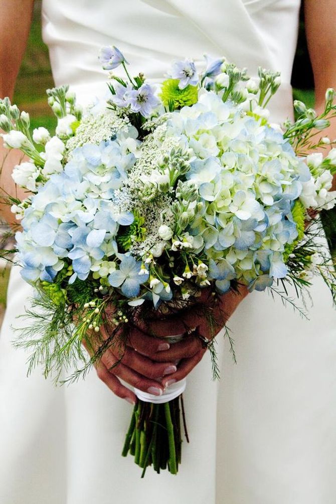 Colori Ortensie Bouquet Sposa: Sceglierlo In Base Al Significato Dei Fiori