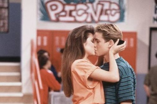 Zack Morris y Kelly Kapowski - Salvados por la campana